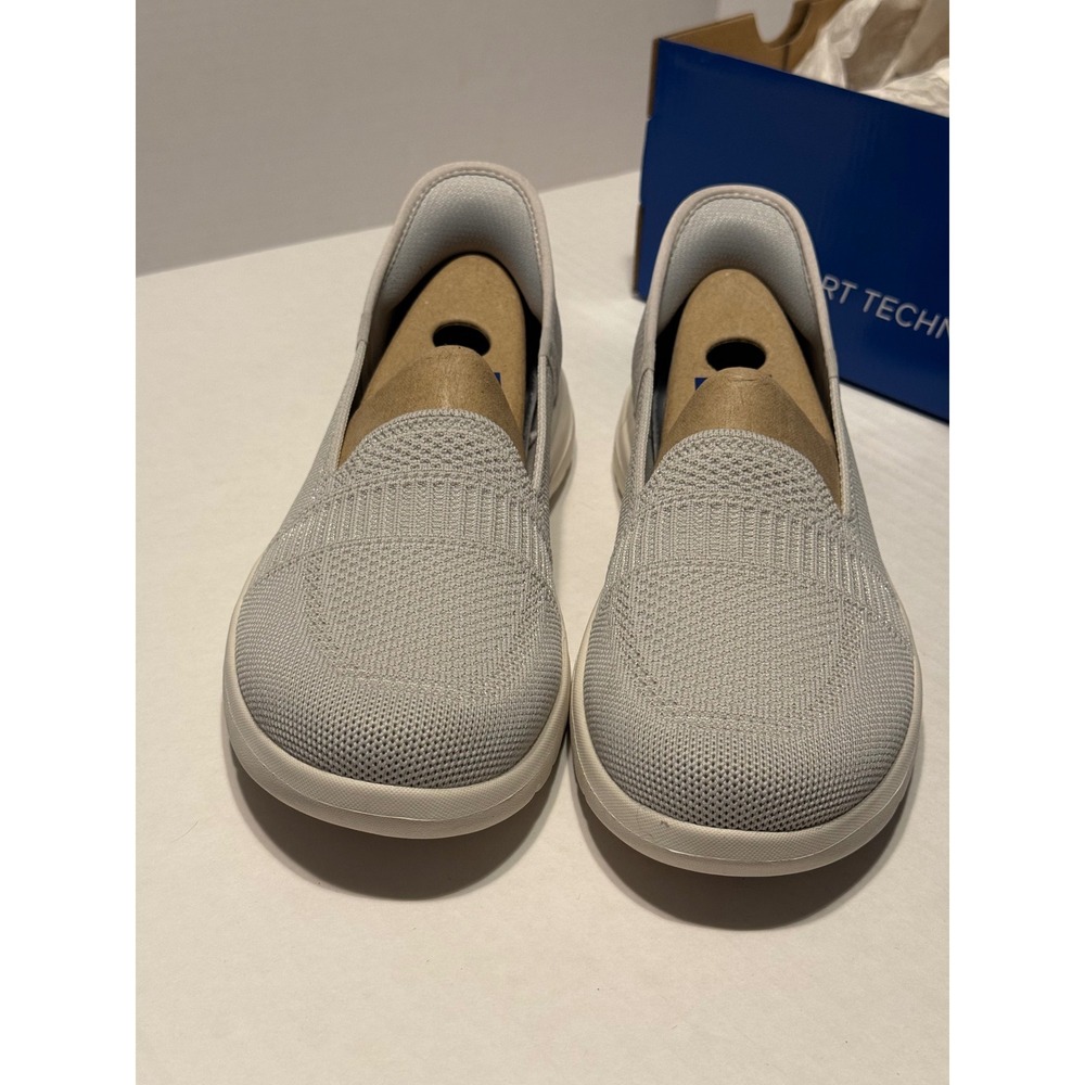 NWT Skechers Womens Size 8 Slip-ins On-the-GO Flex Camellia Sneaker 138181/LTGY